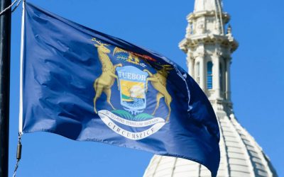 Whitmer solicitará la extensión del estado de emergencia por 28 días