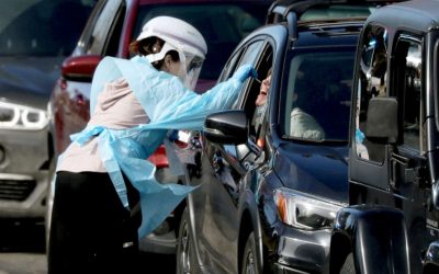 Los estados están reabriendo, pero los viajeros deben estar en cuarentena