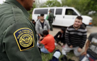 La administración de Biden permitirá que 25.000 solicitantes de asilo ingresen a EE. UU. Como parte del sistema para manejar el retraso